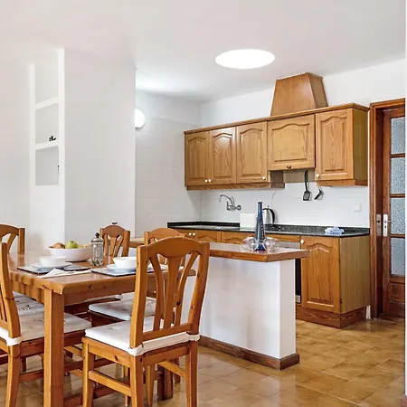 Puerto Chico X Апартаменти *