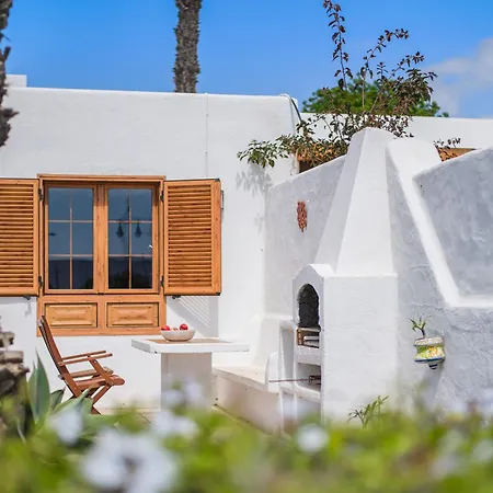 Апартаменти Puerto Chico X *